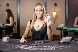 checkm8 Live Casino